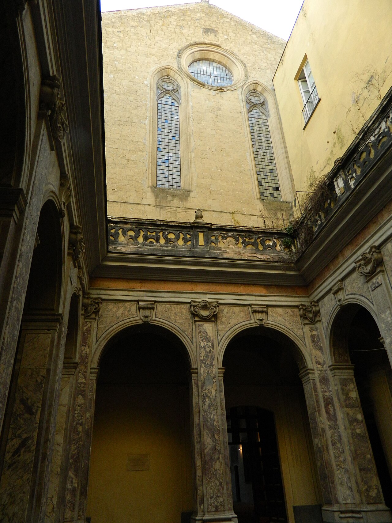 Chiesa di Santa Maria Donnaregina Vecchia