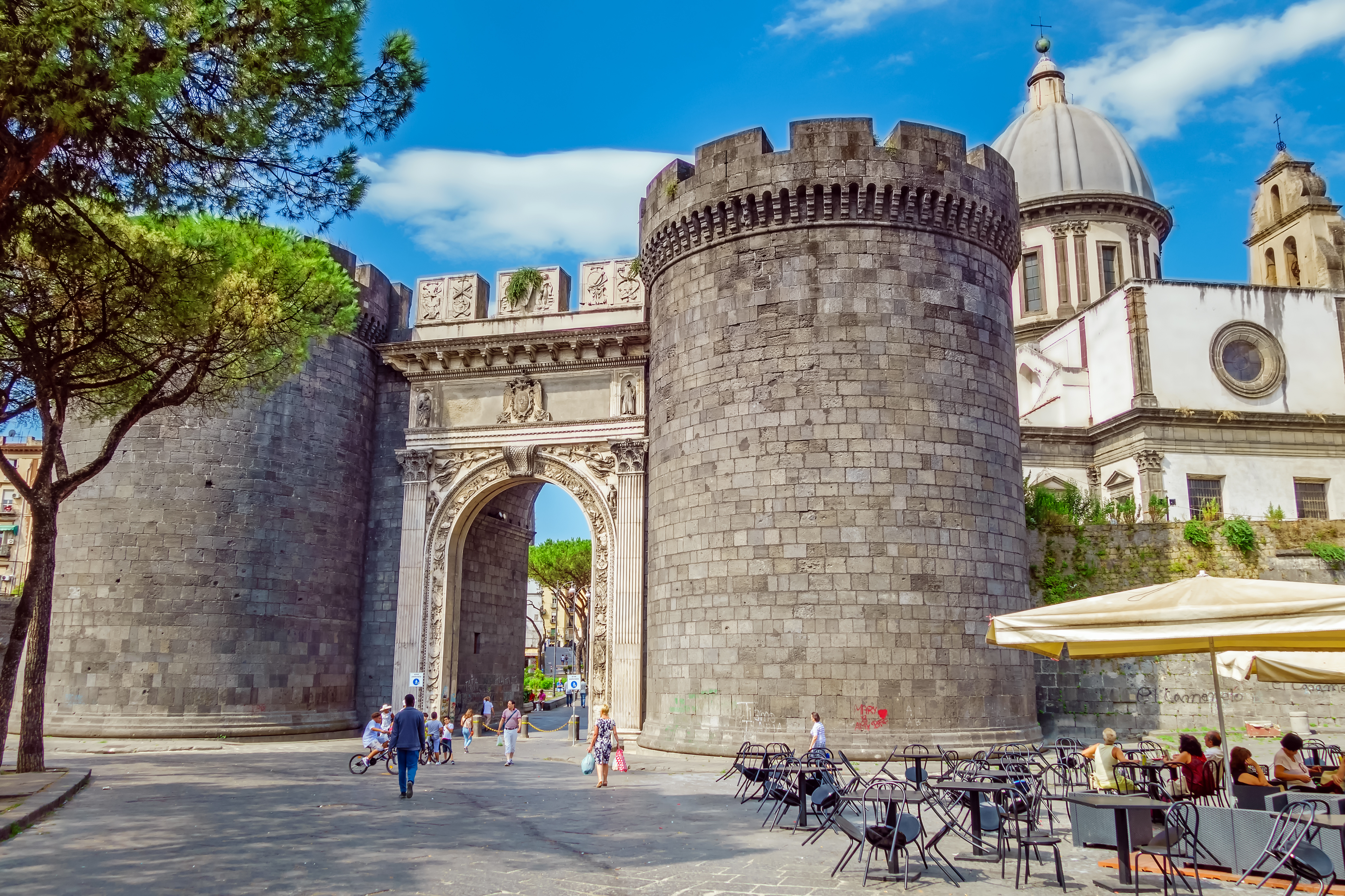 Porta Capuana